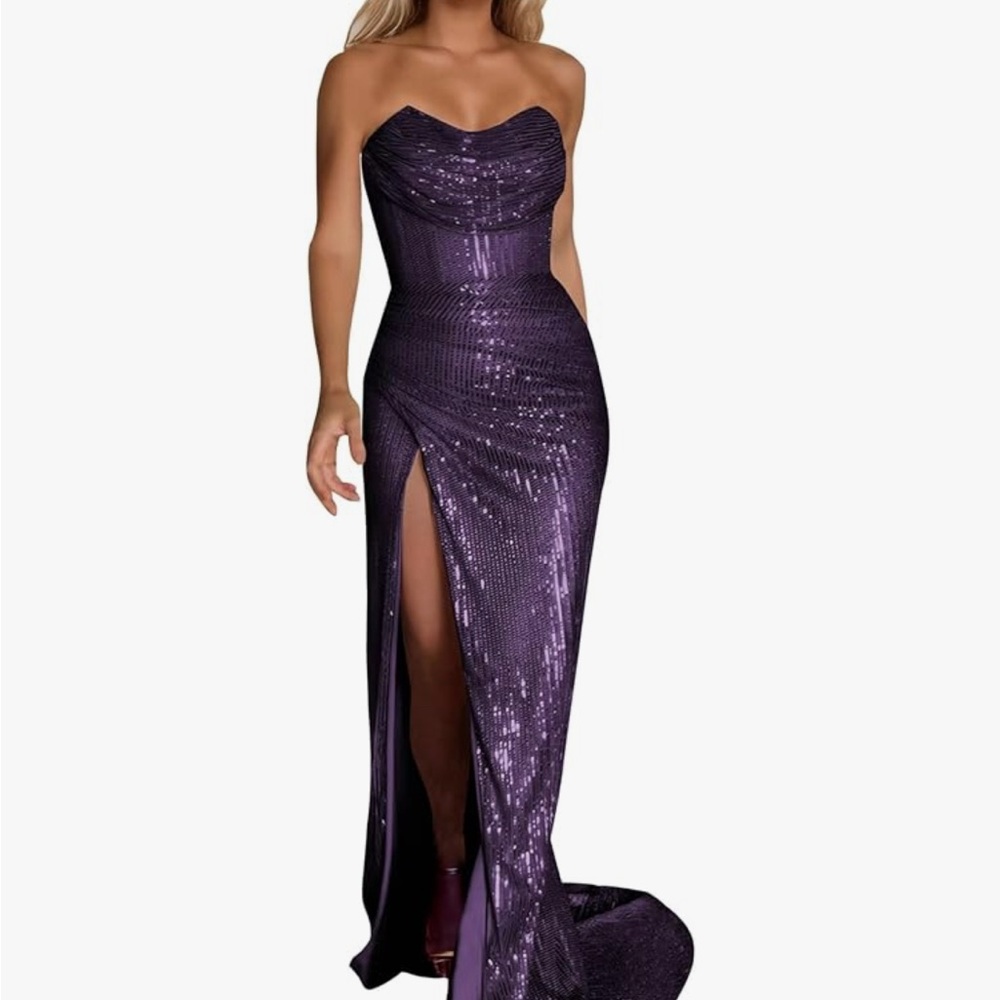 Elegant Purple Strapless Evening Gown